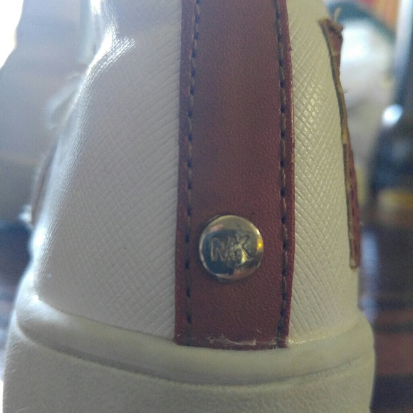 Michael Khor youth tennis shoes sz 11 - Picture 3 of 7